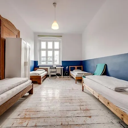 Hostel Kattowitz ホステル *