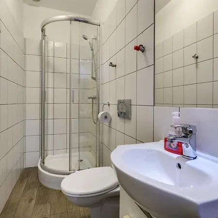 ホステル Hostel Kattowitz カトヴィツェ